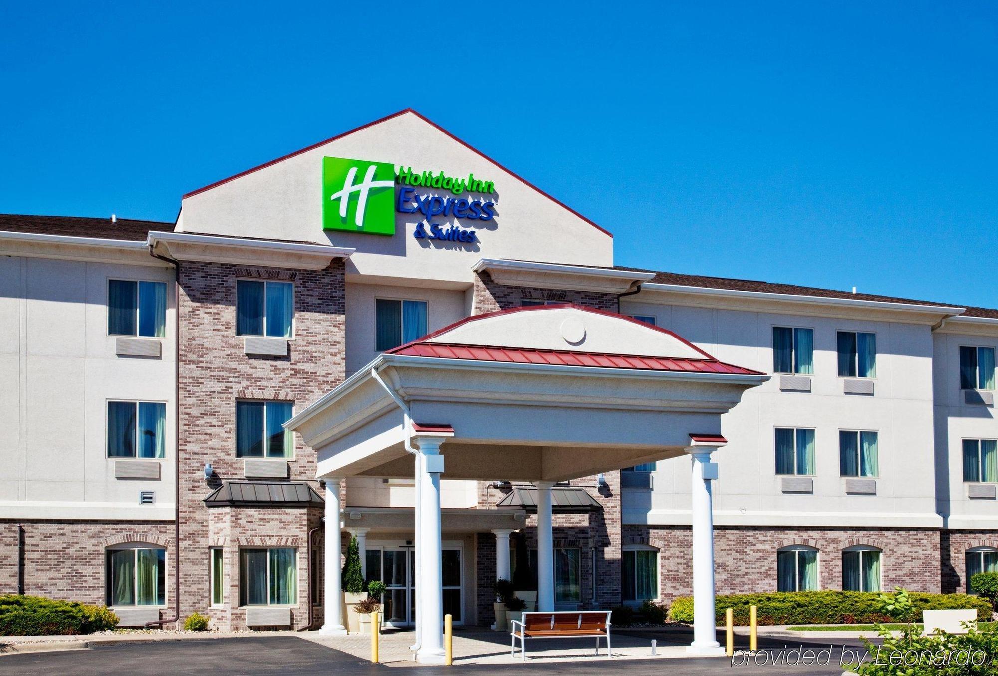 Holiday Inn Express & Suites Clinton, An Ihg Hotel Zewnętrze zdjęcie